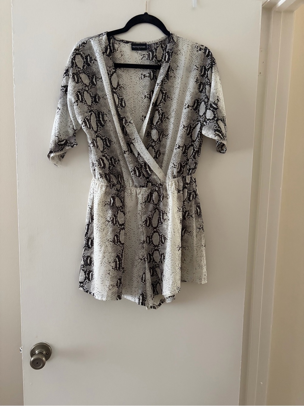 PrettyLittleThing Black & Cream Snake-Print Romper